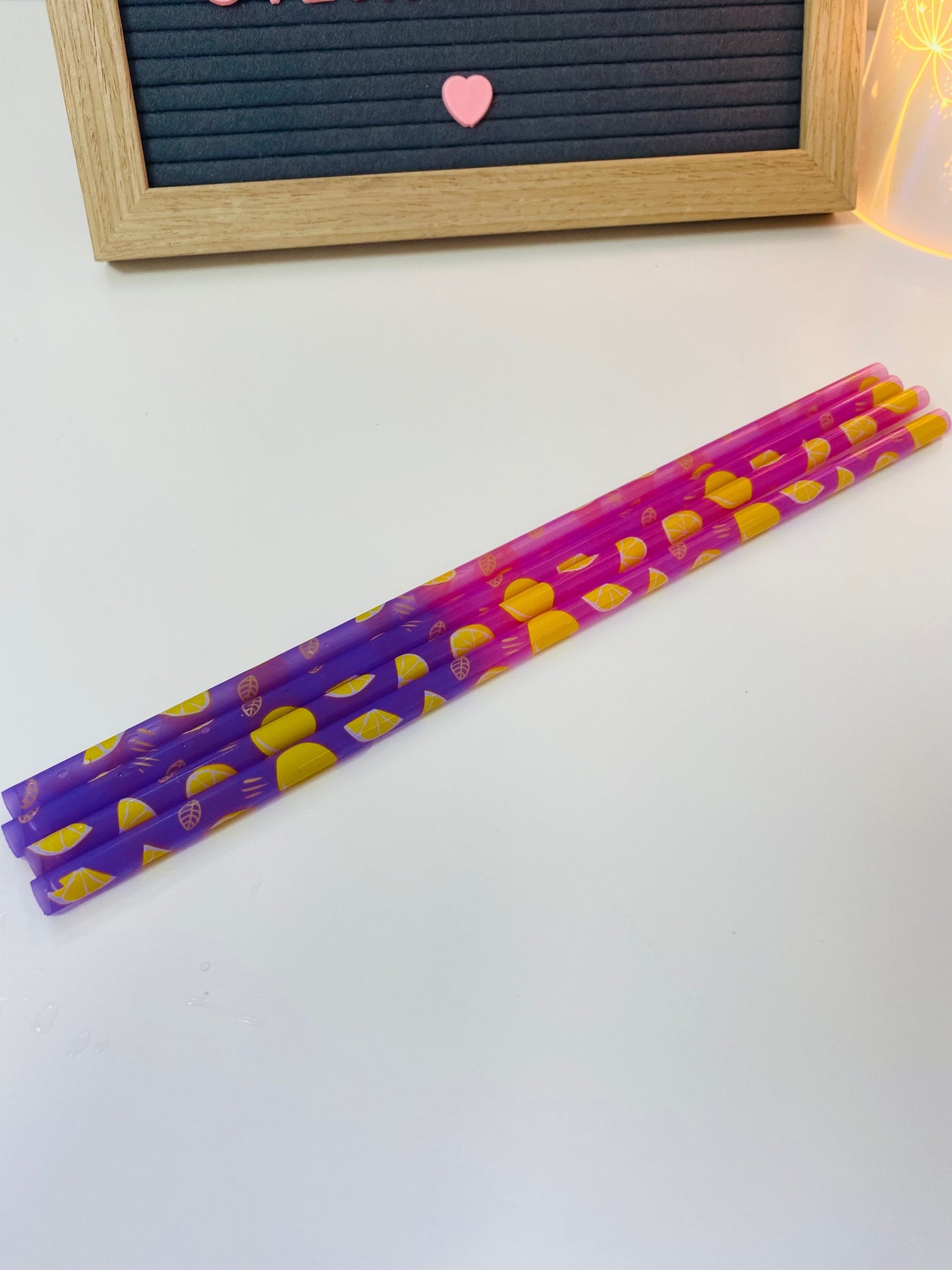 Pinky Purple Lemons Cold Colour Change Straw image 0