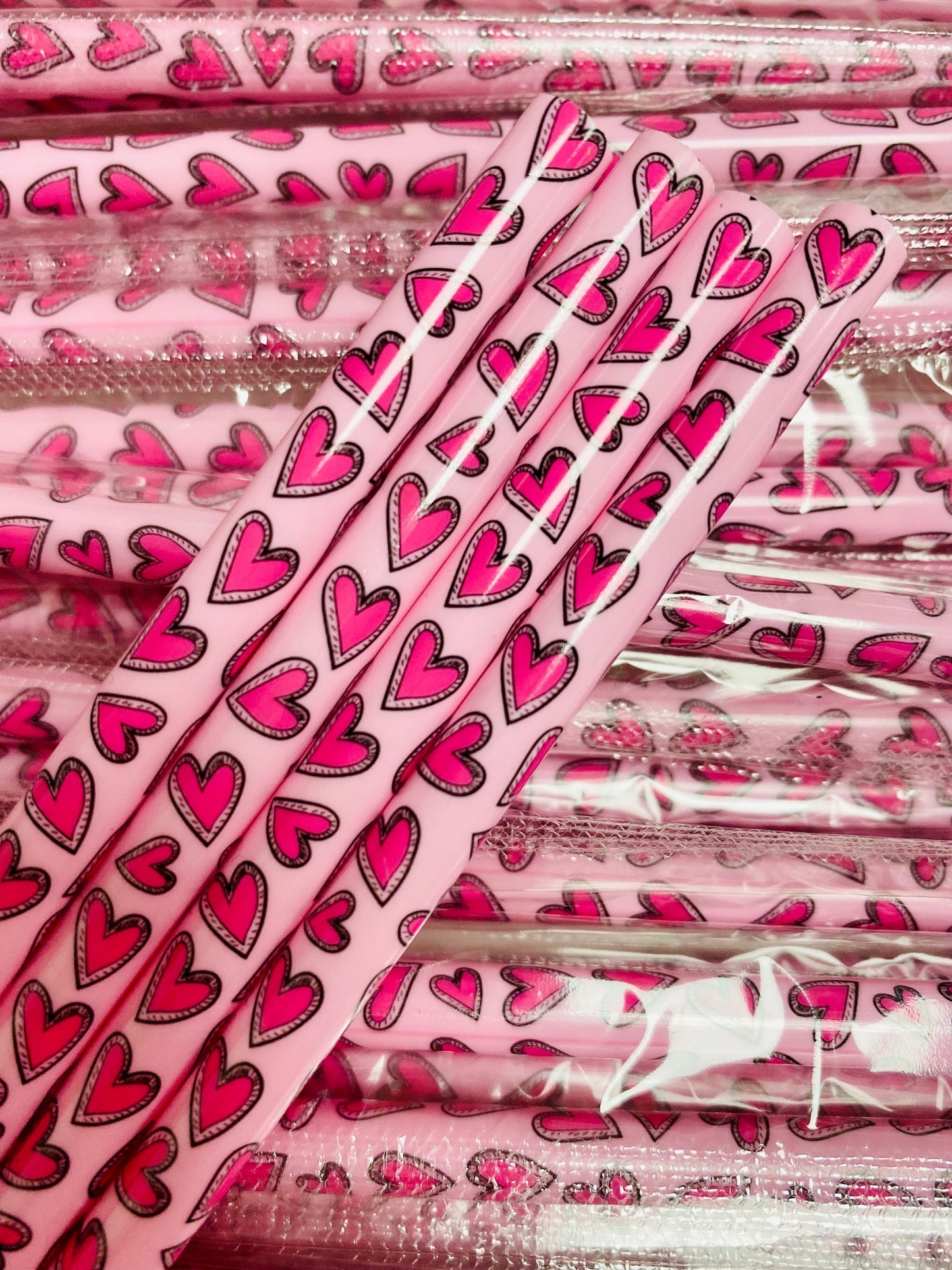 Hot Pink Heart Shaped Pink Straw image 0