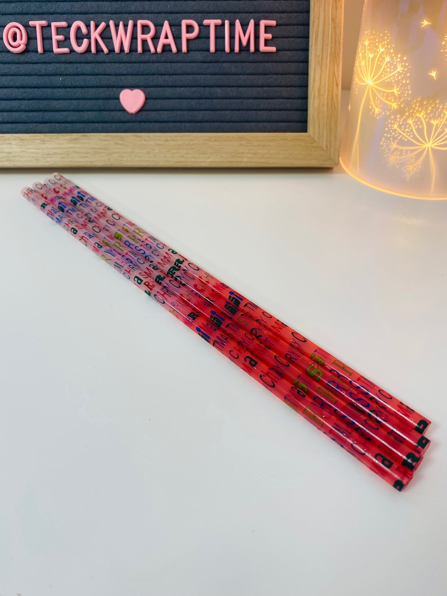 Christmas Letter Red Cold Colour Change Clear Straw image 0