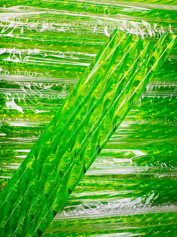 Neon Green Swirl Straw