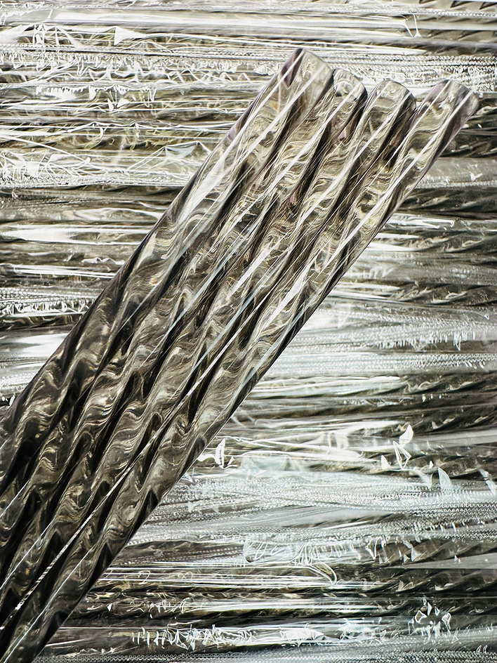 Grey Swirl Straw