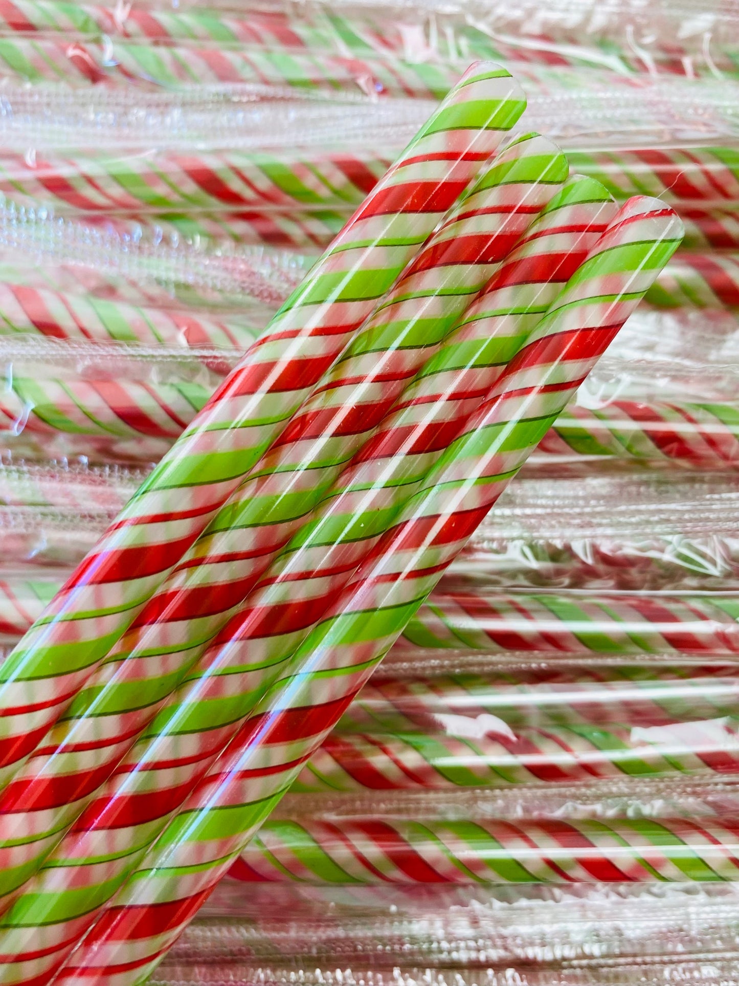 Clear, Red & Green Stripes Straw image 0