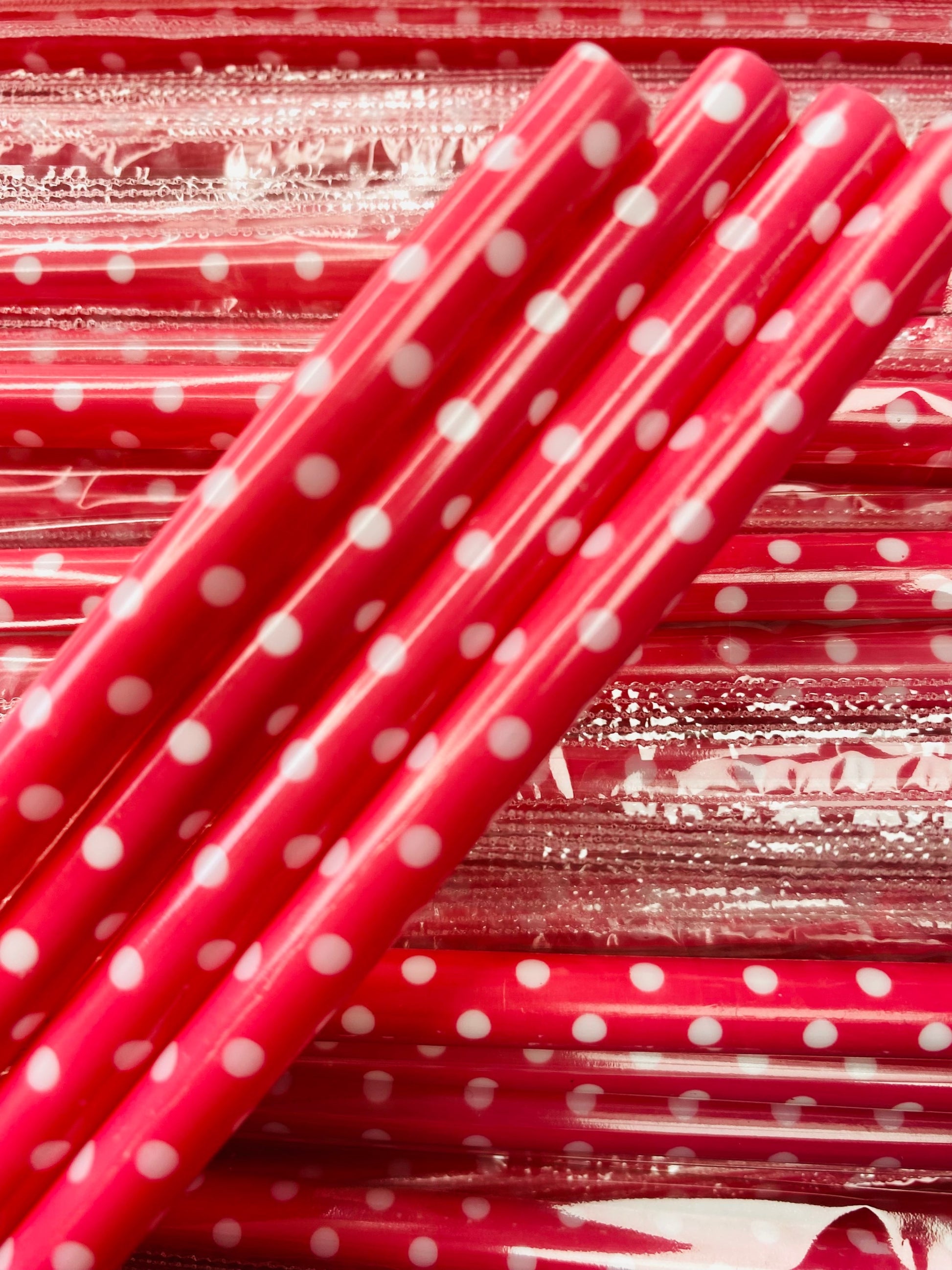 Light Red with White Dots Straw image 0