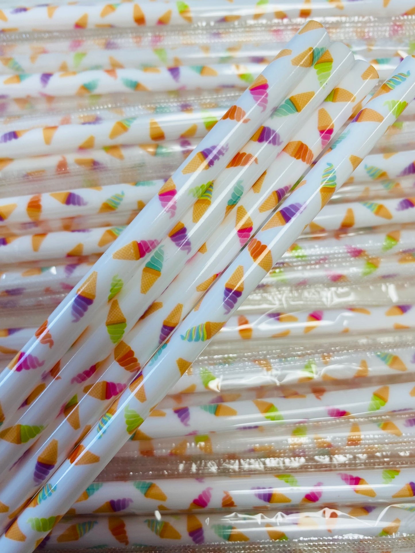 Ice Cream White Straw image 0