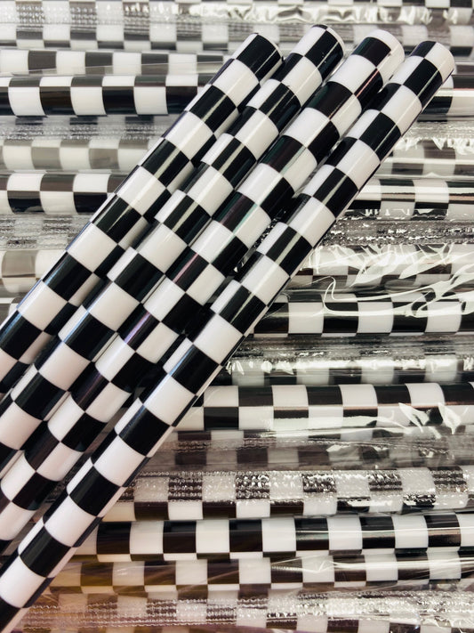 Black and White Checker Board Straw image 0