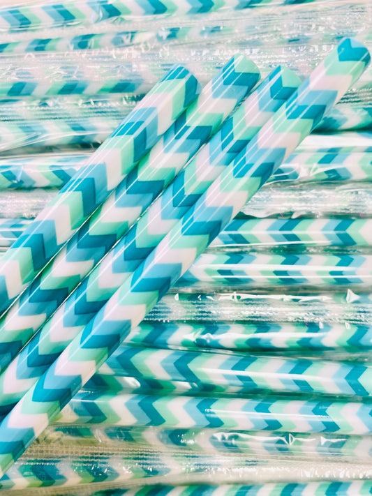 Blue Zig Zag Stripes White Straw image 0