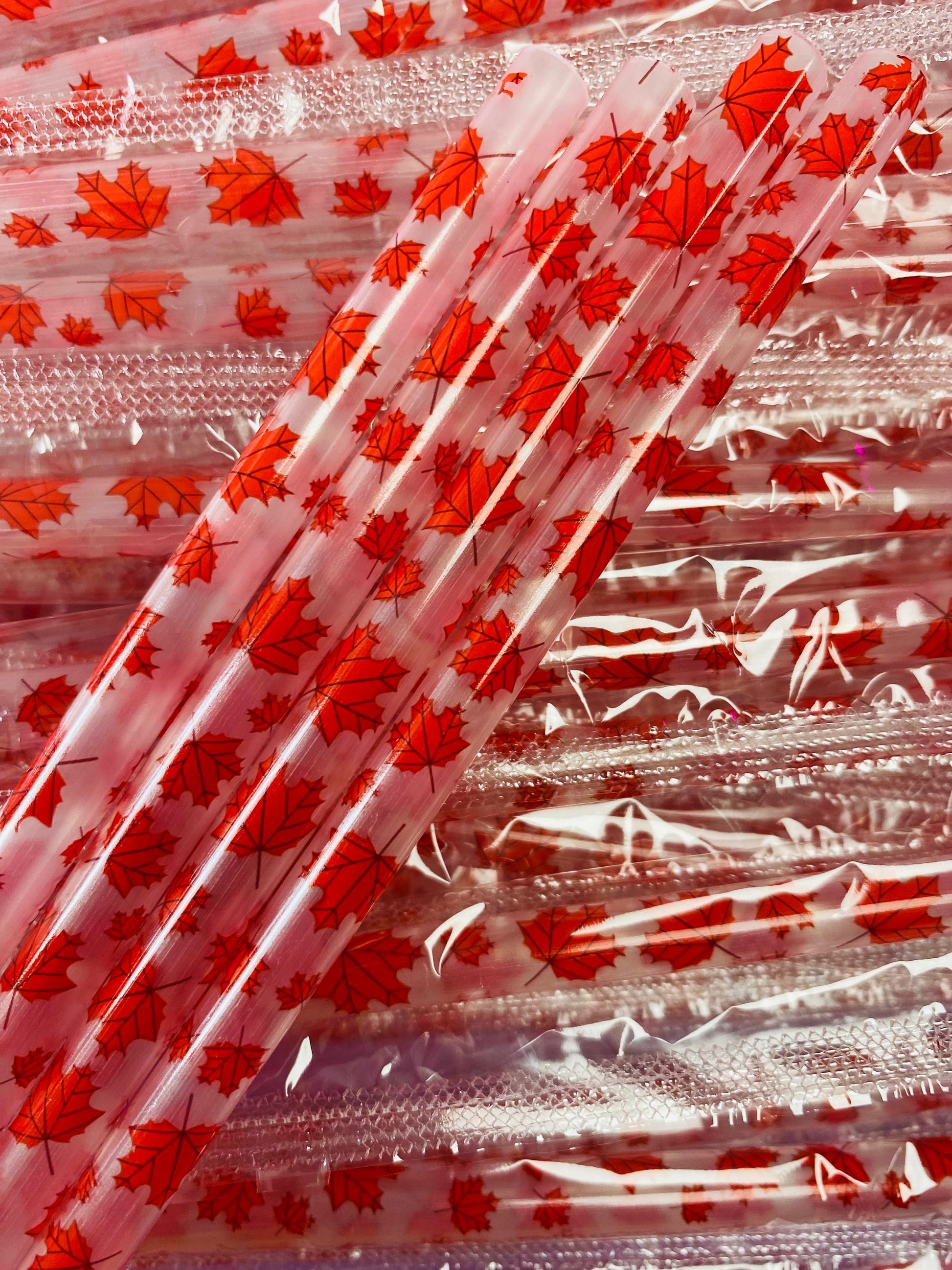 Maple Leaf Straw Clear image 0