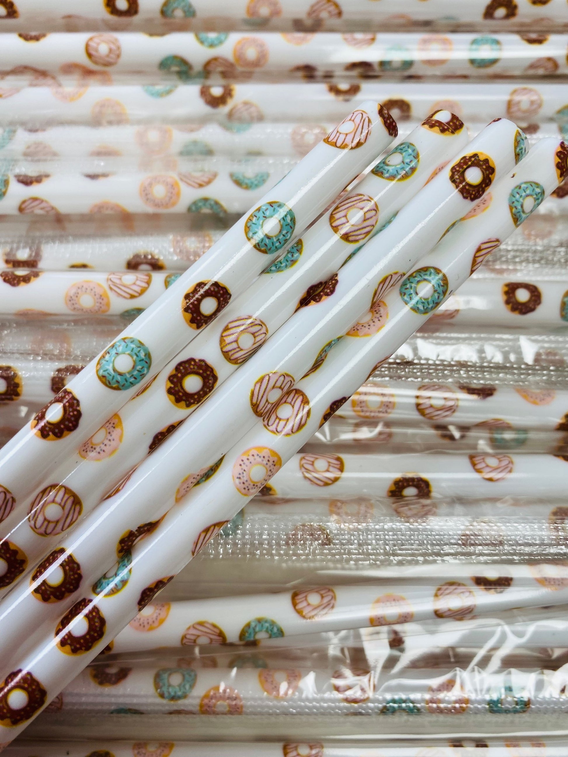 Donut White Straw image 0