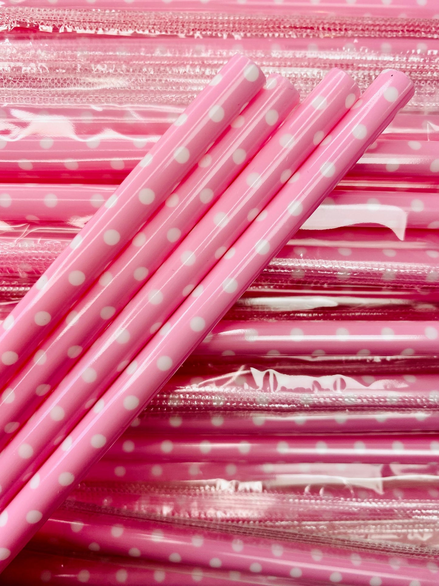 Pink with White Dots Straw image 0