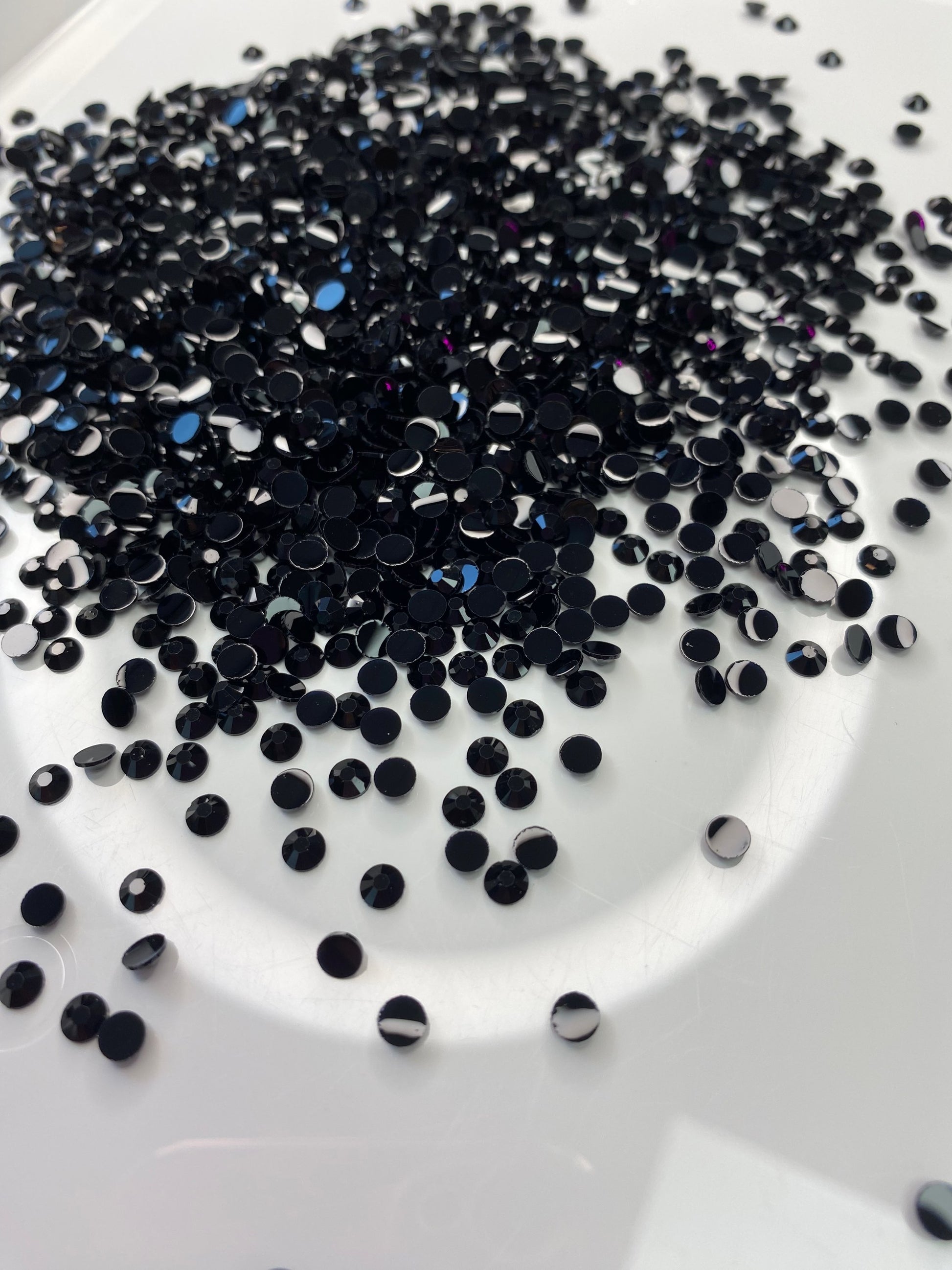 Panther - Resin Rhinestones (3mm, 4mm & 5mm) image 2