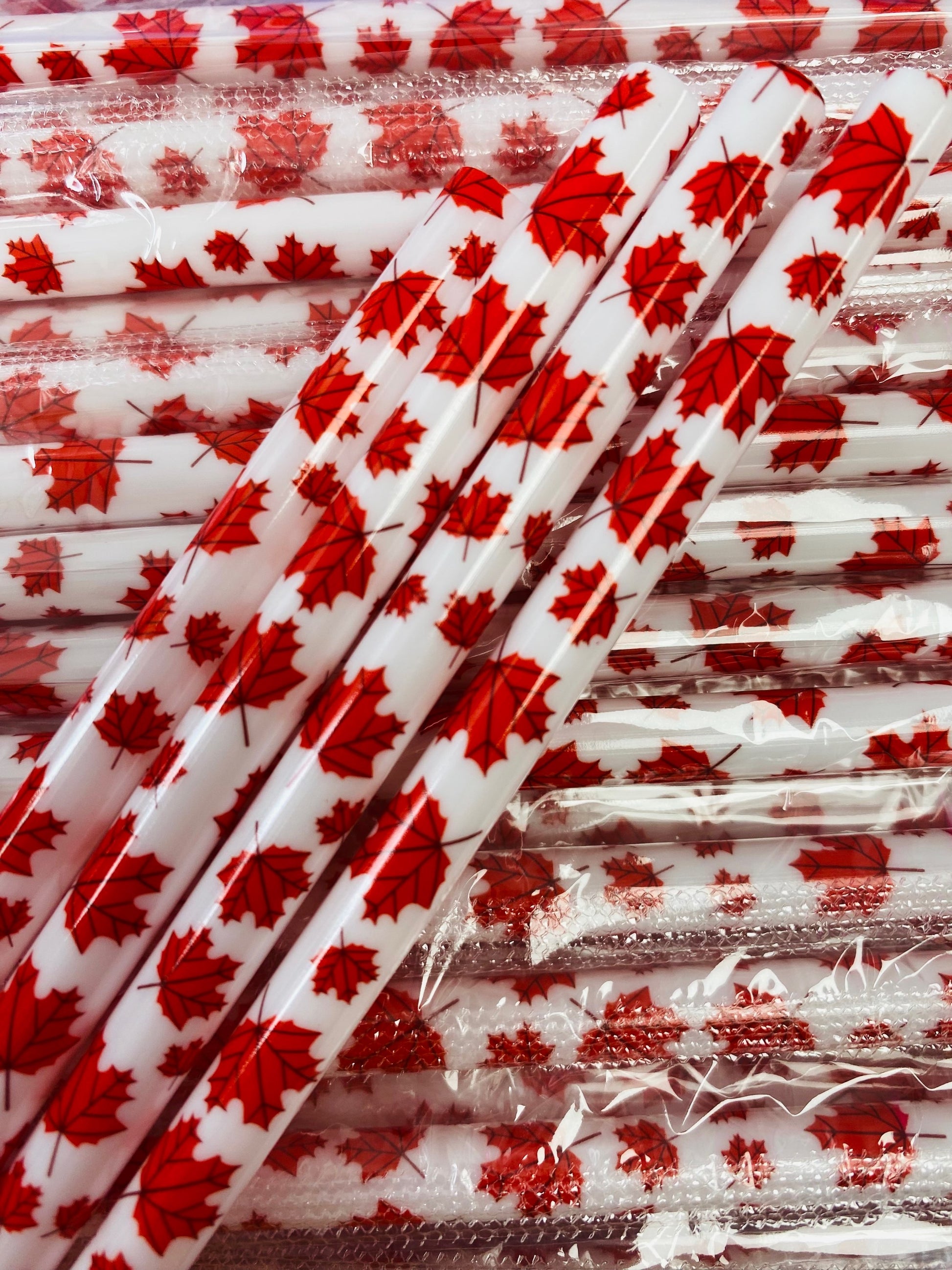 Maple Leaf Straw White image 0